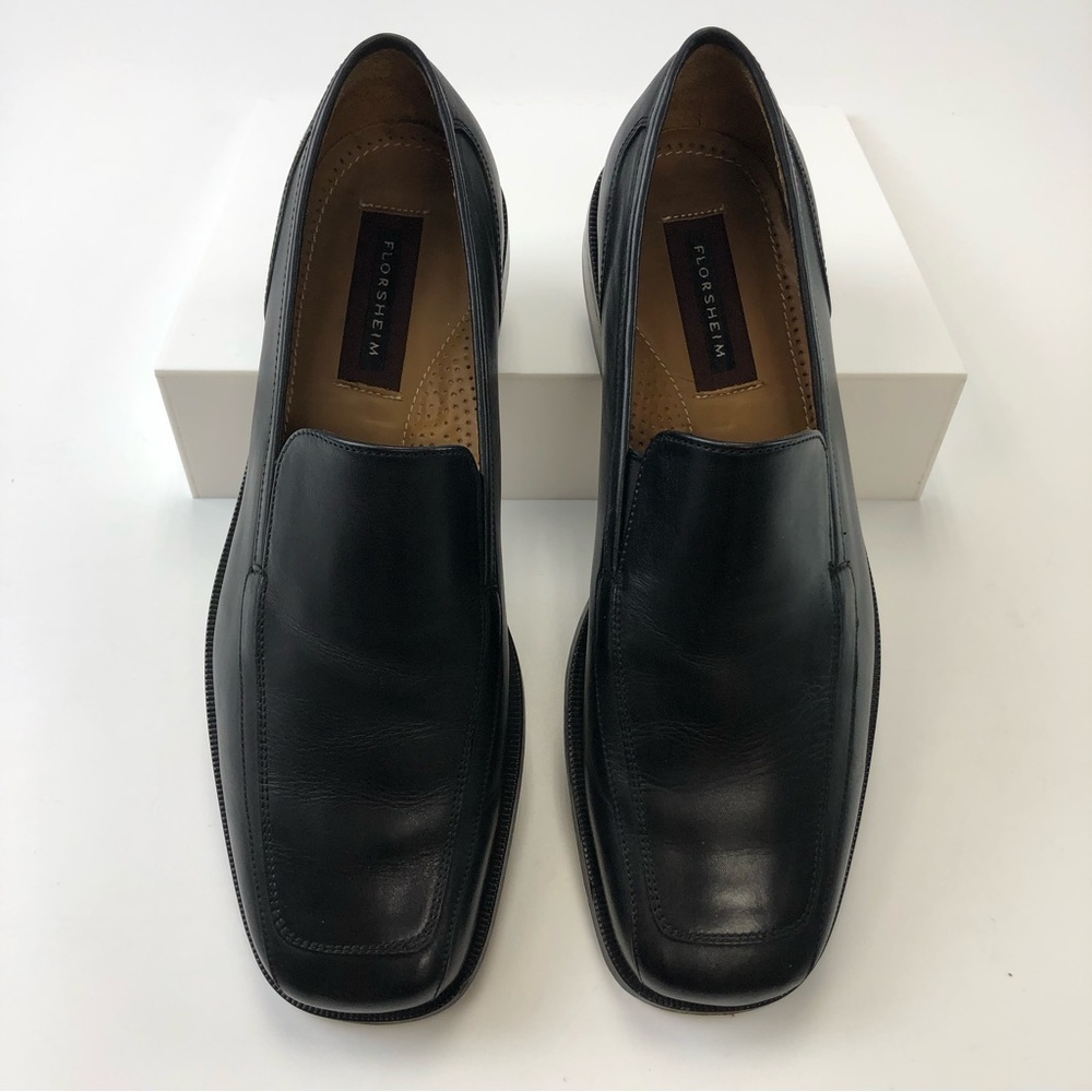 Florsheim mens black loafer Size 11D leather slip on Workwear Professional